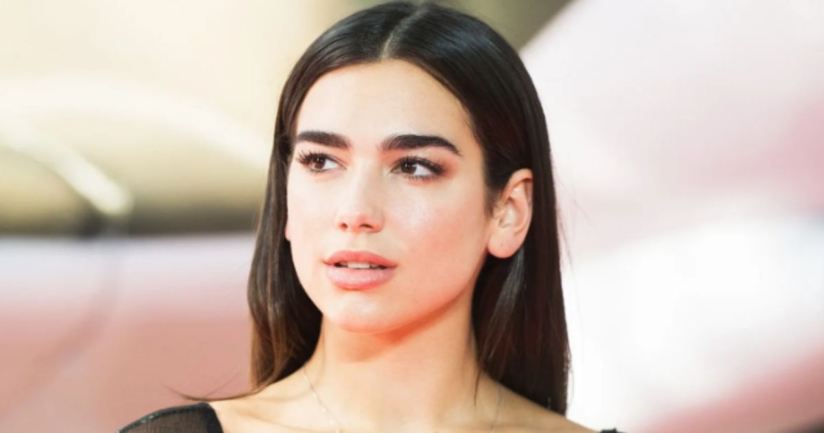 Dua-Lipa-Batalkan-Konser-Jakarta